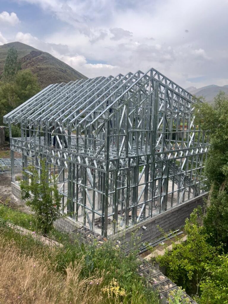 پروژه‌های موفق ال‌اس‌اف در دنیا: الگوهایی برای پیاده‌سازی